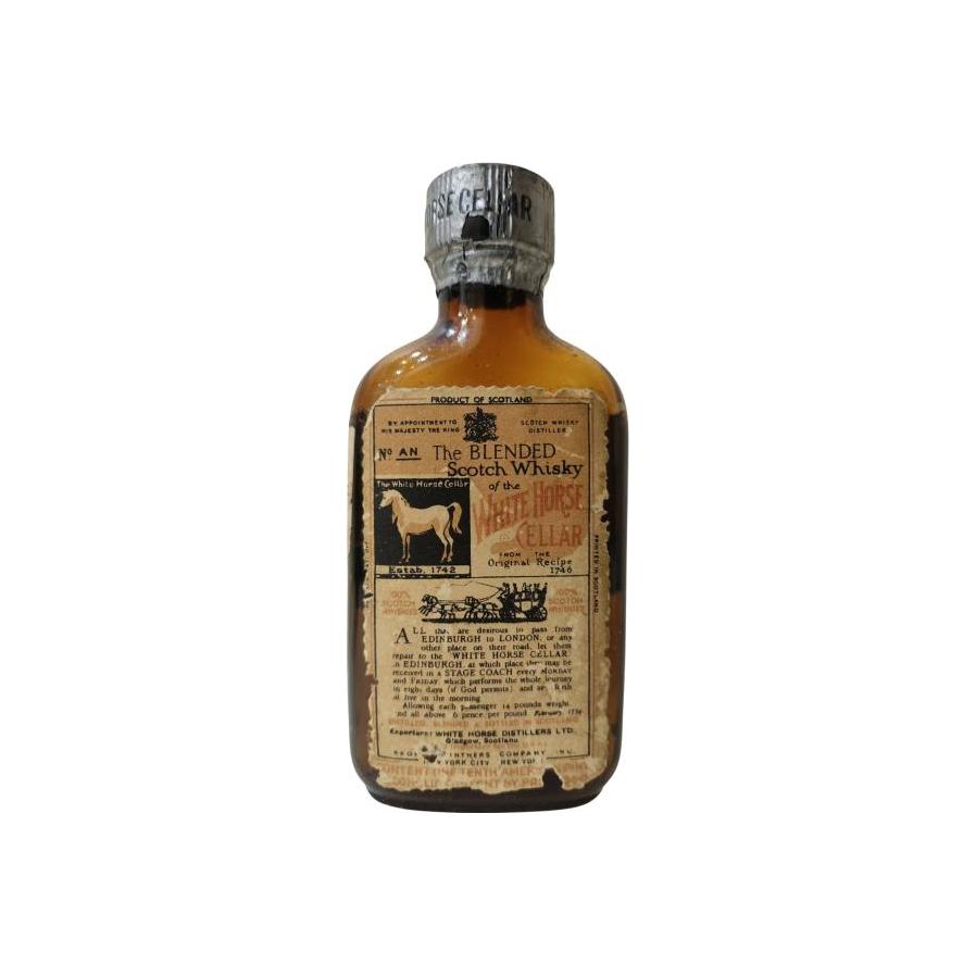 White Horse The Blended Scotch Whisky of the White Horse Cellar