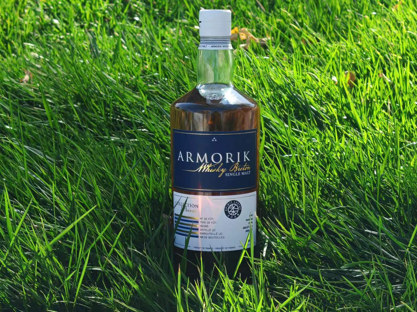 Amorik 8 Year Old Single Malt Whisky 2