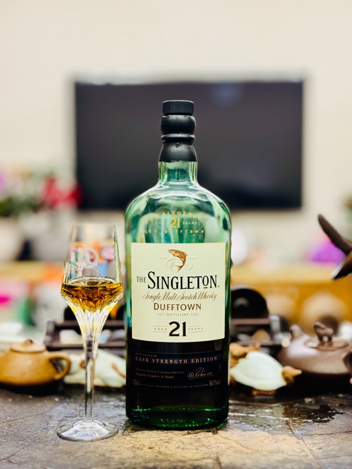 The Singleton 21 Years Single Malt Whisky