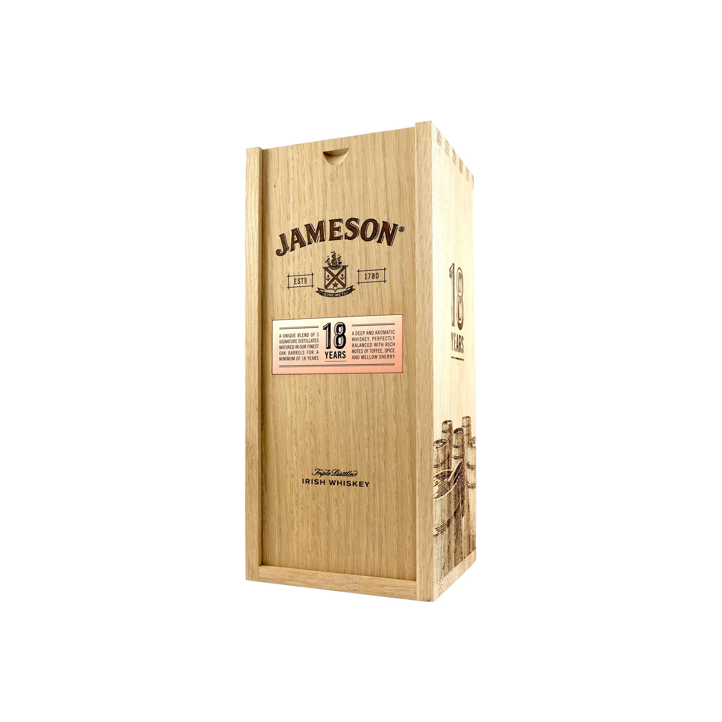Jameson 18 Years Blended Whisky 3
