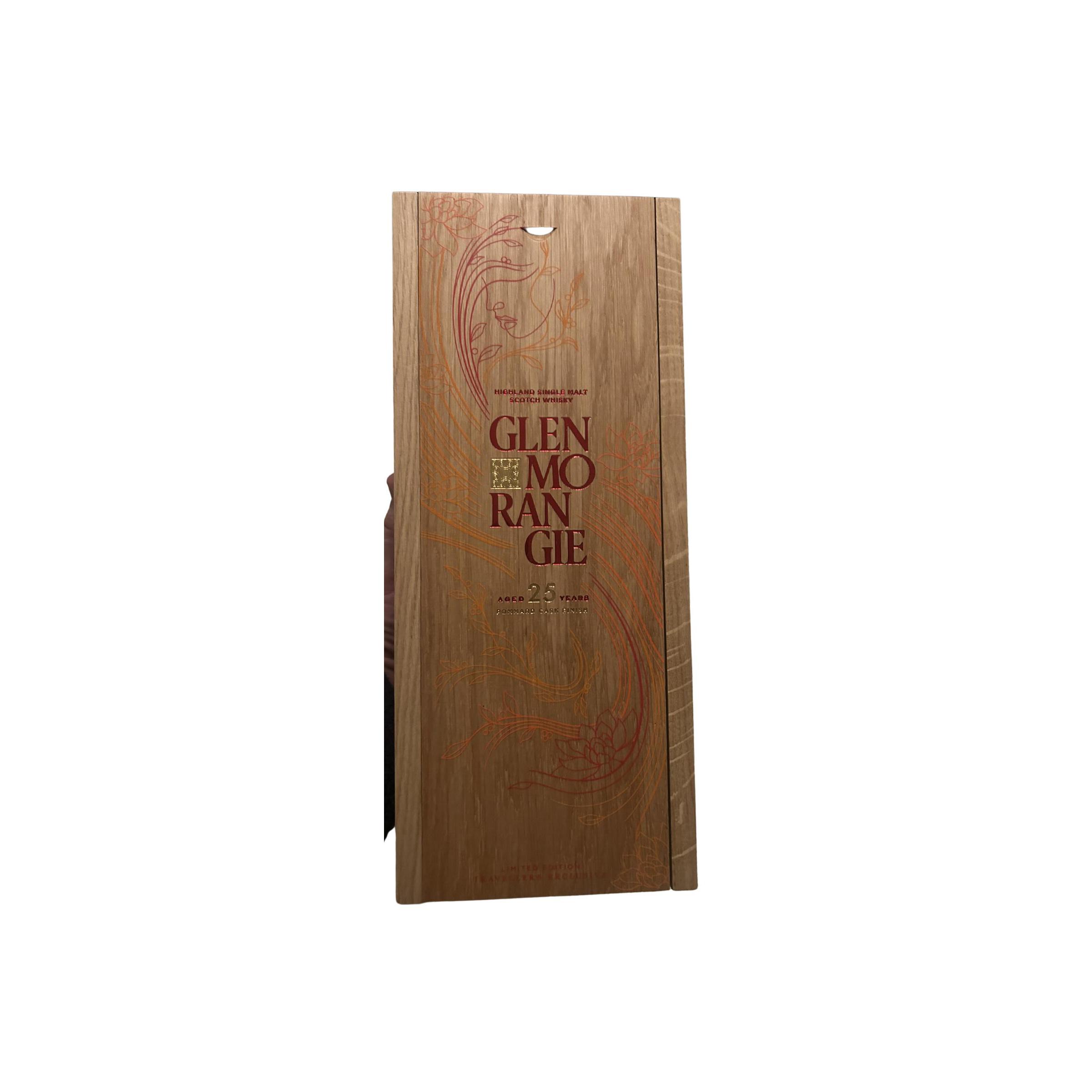 Glenmorangie 25 Years Single Malt Whisky 3