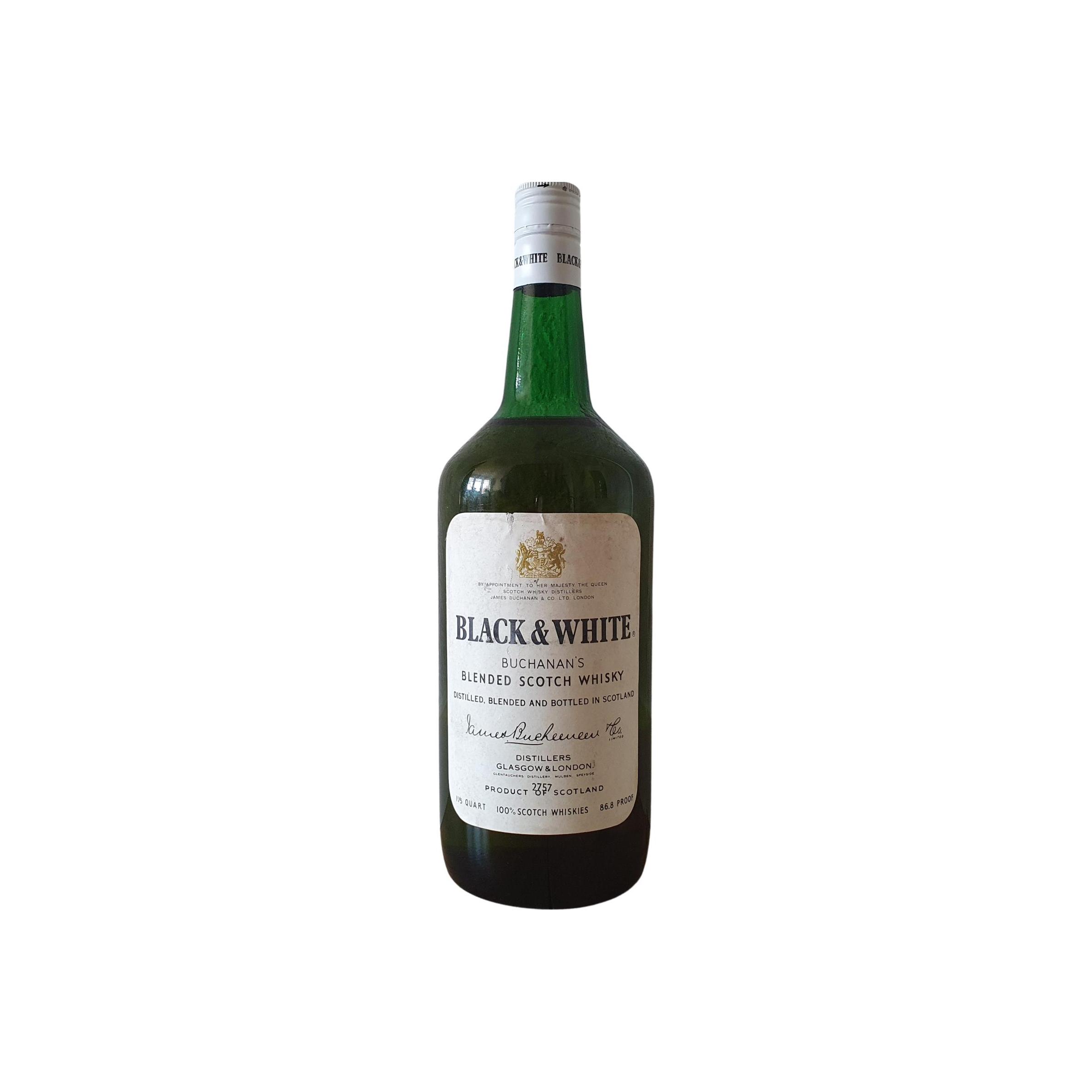 Black & White Buchanan's Blended Scotch Whisky
