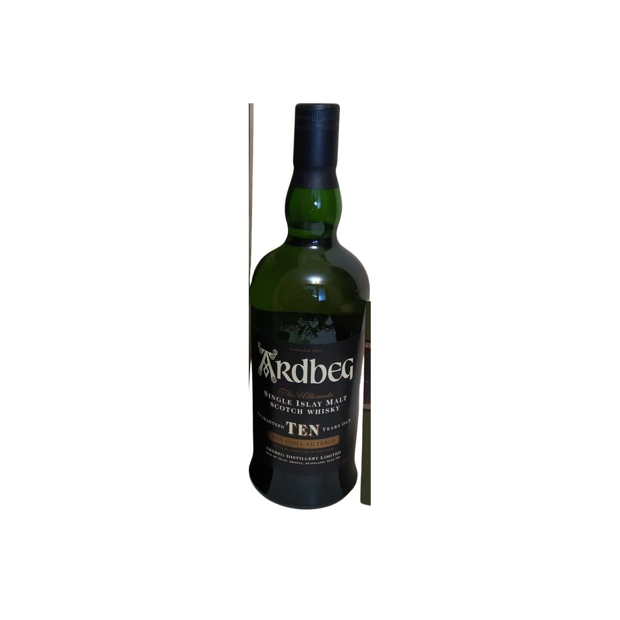 Ardbeg 10 Years Single Malt Whisky 2