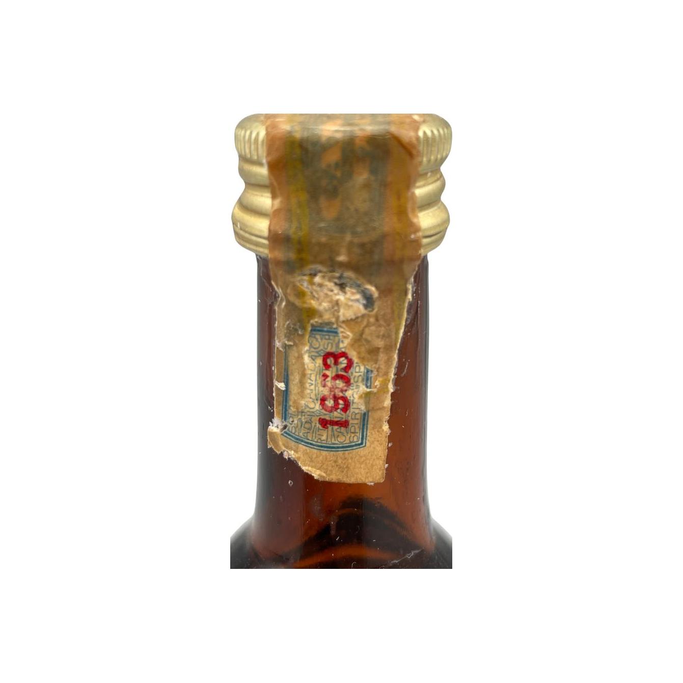 Seagram's 1963 4