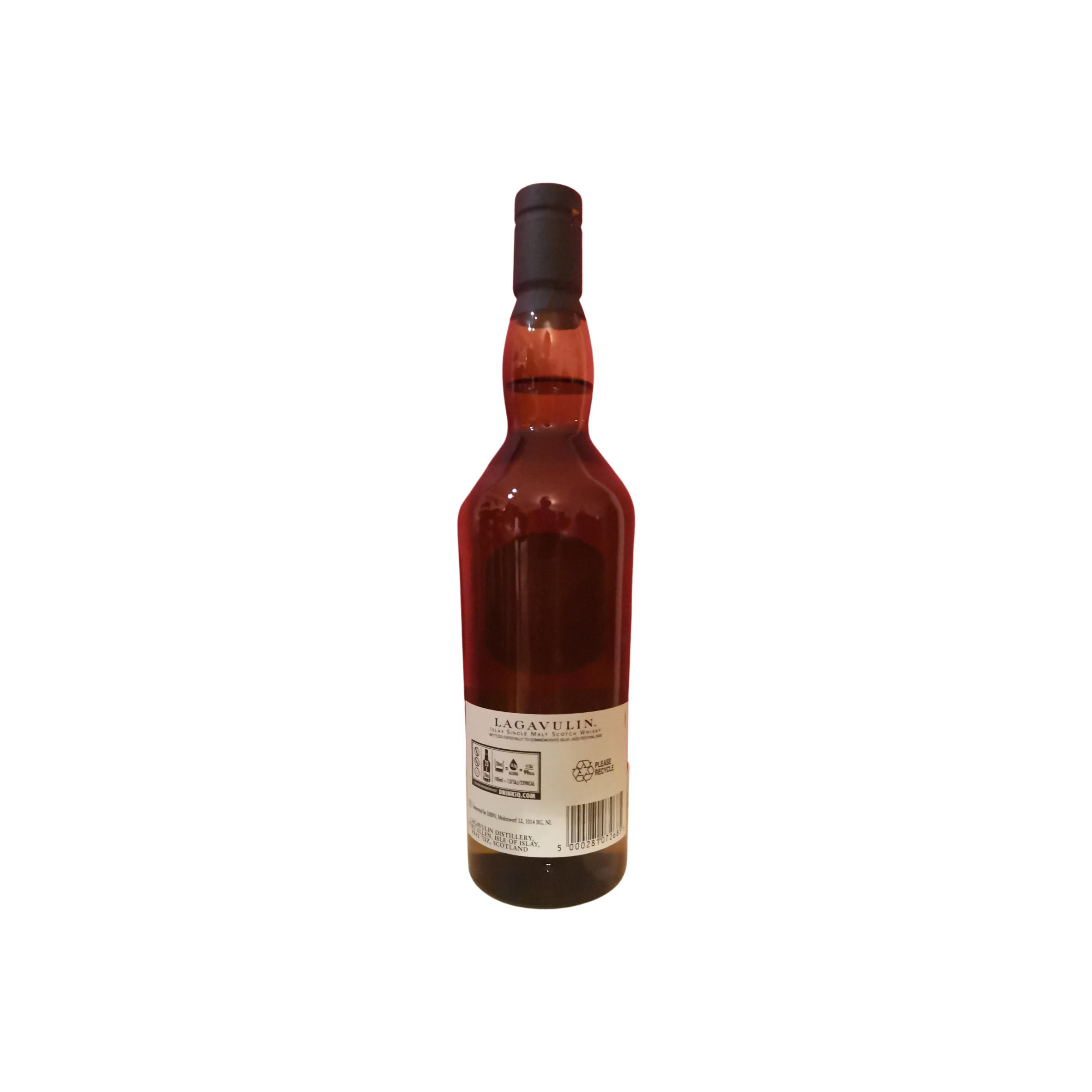 Lagavulin 7 Years Single Malt Whisky 2