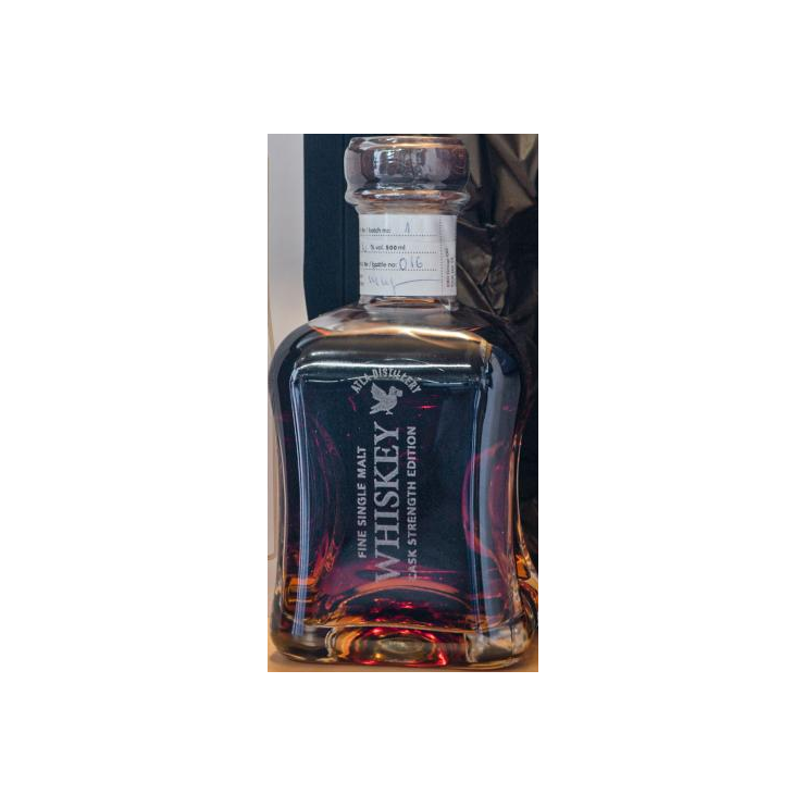 Atla Fine Single Malt Whiskey 2