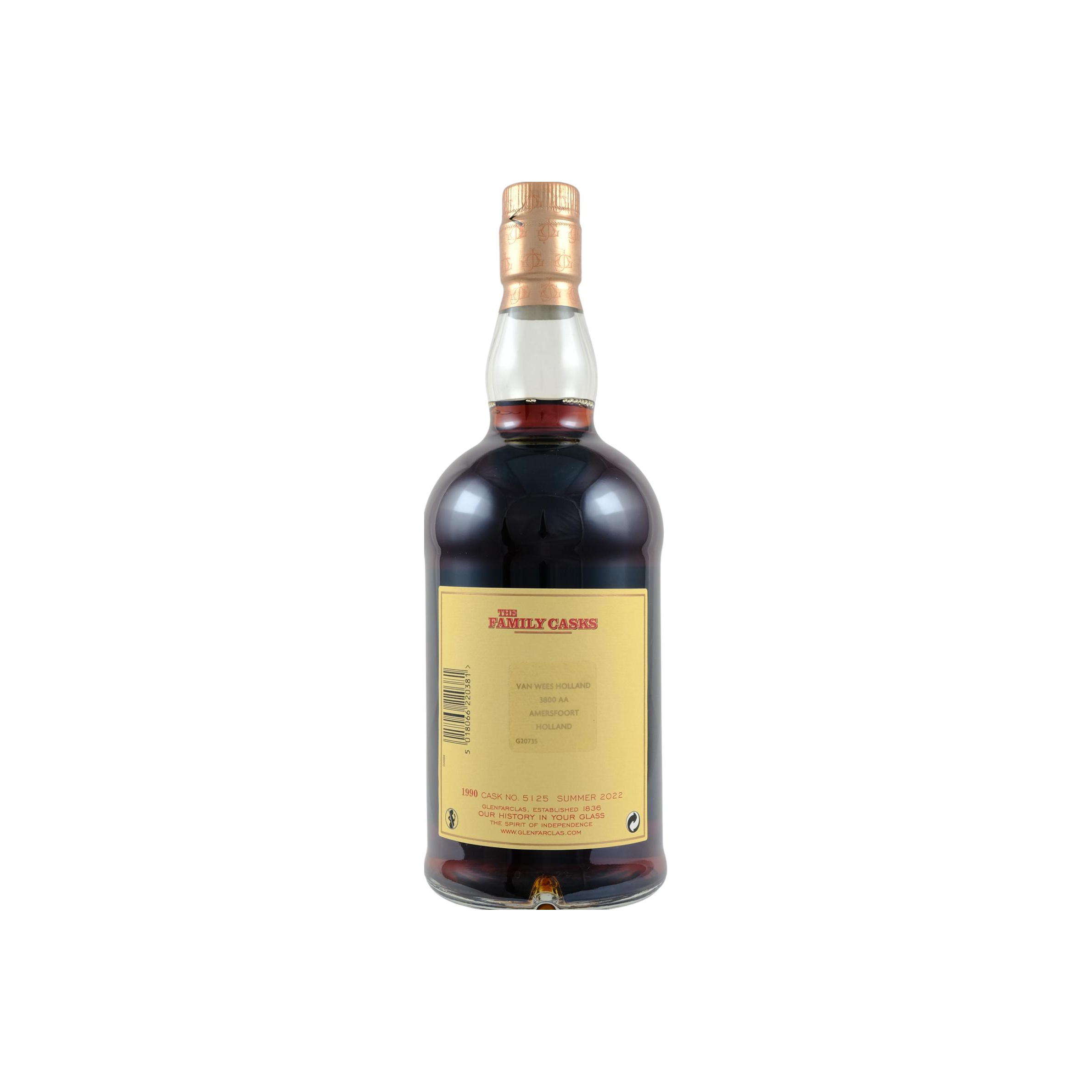 Glenfarclas 1990 32 Years Single Malt Whisky 2