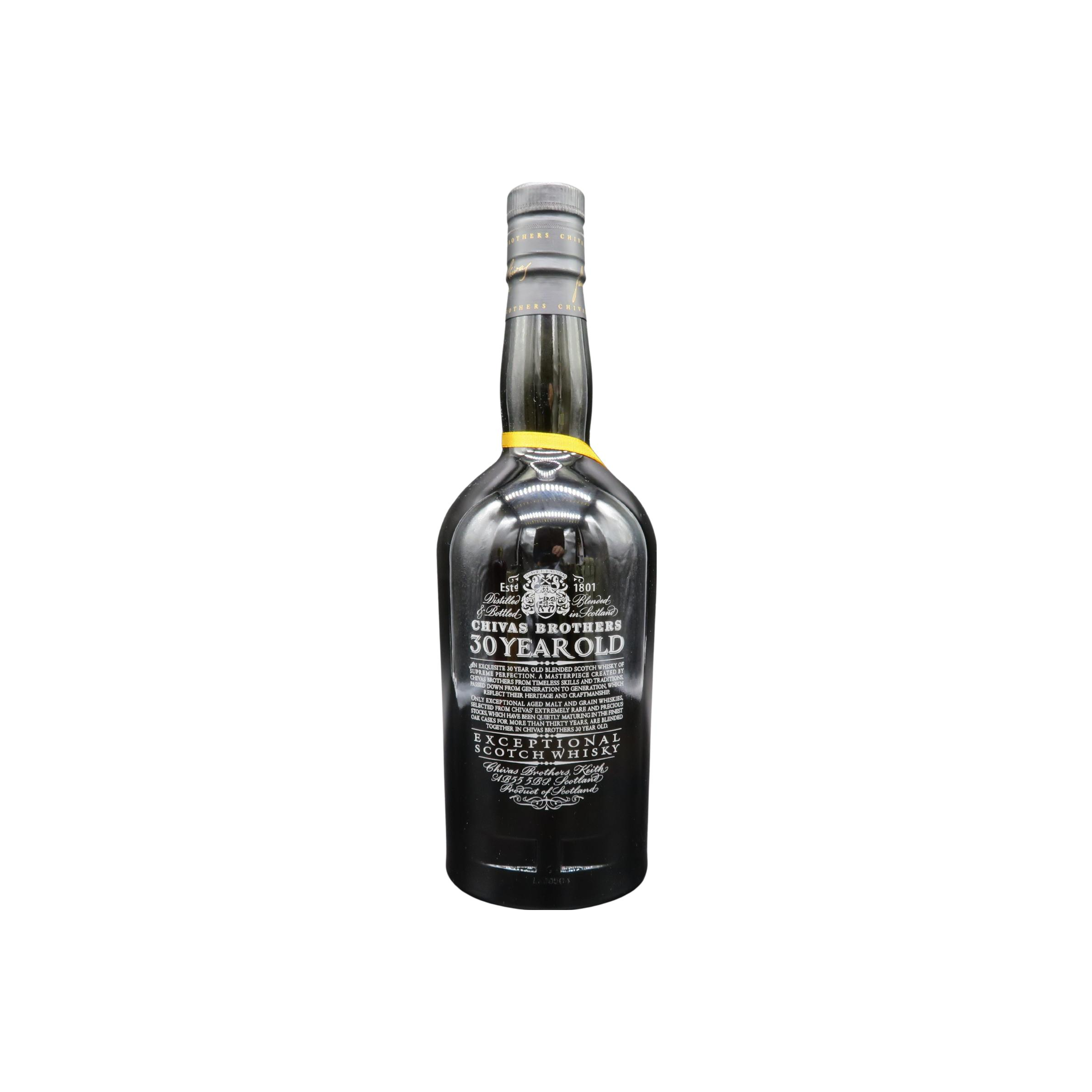 Chivas Regal 30 Years Blended Whisky 2