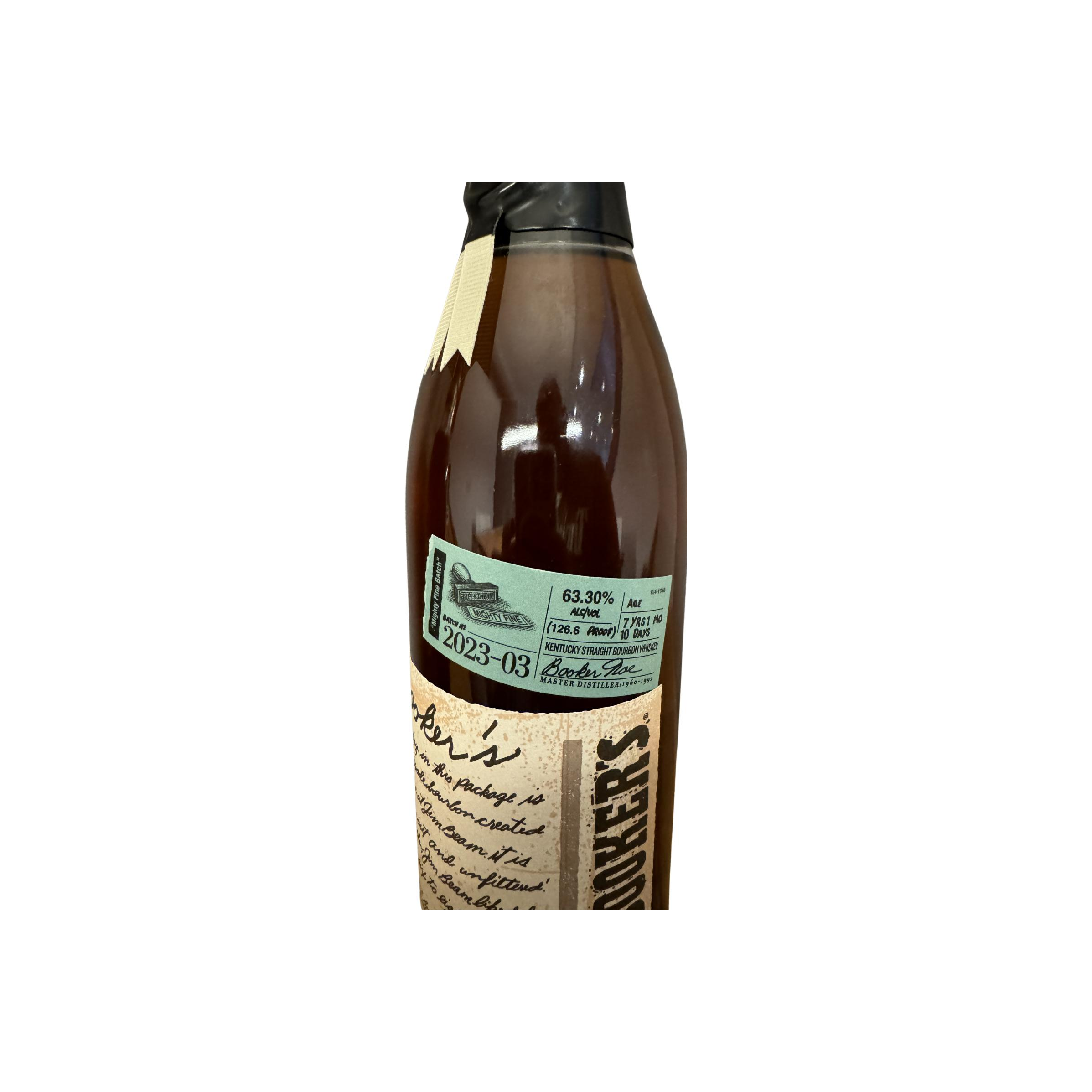 Booker's 7 Years Bourbon Whisky 2