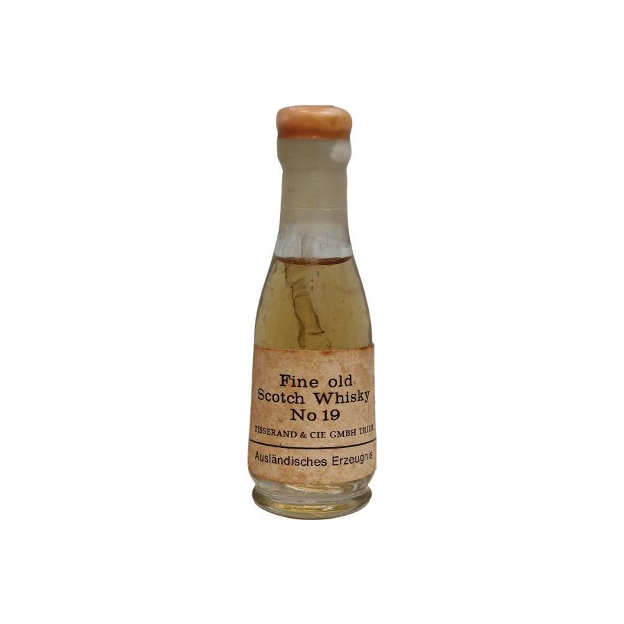 Fine Old Scotch Whisky No 19