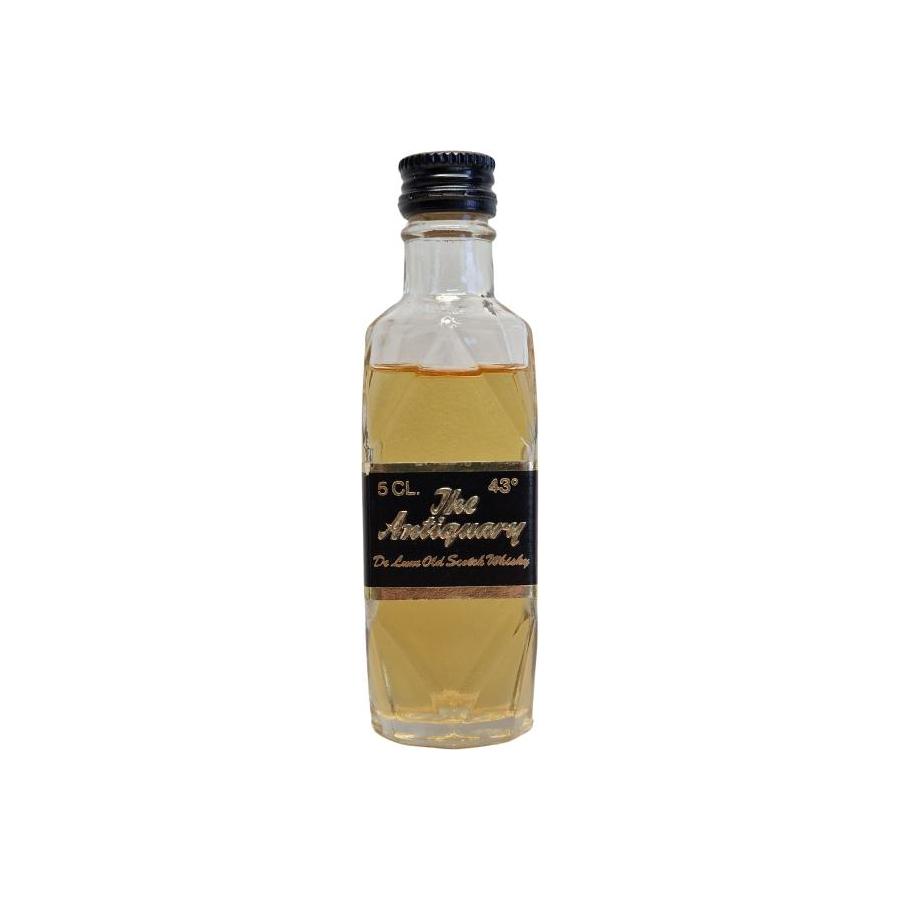 The Antiquary De Luxe Old Scotch Whisky